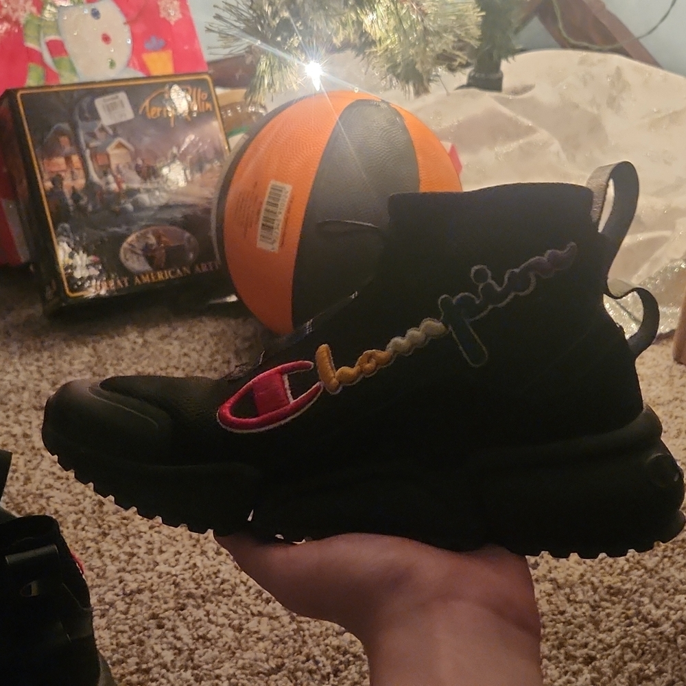 **LIKE NEW** KIDS CHAMPION SHOES - Picture 4 of 5